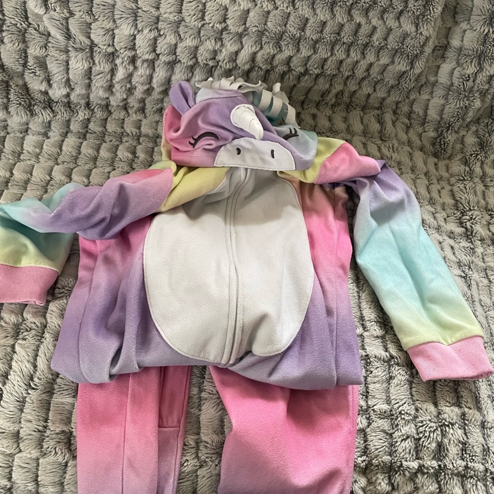 Carter’s unicorn footless pajamas with unicorn hood size 7 girls